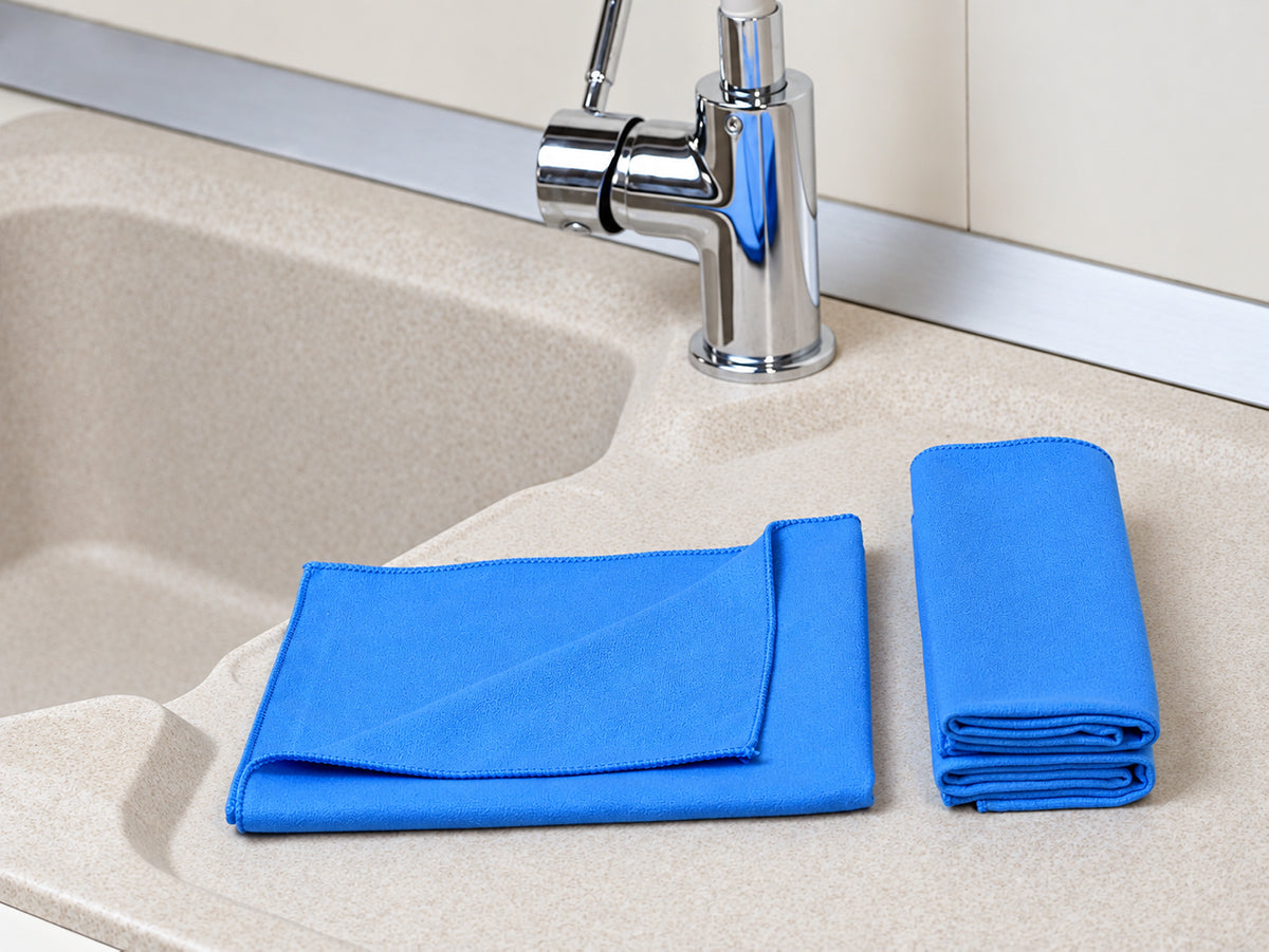 utilizare.jpg
Lavete Soft Velour albastre utilizate pentru curățarea suprafețelo
